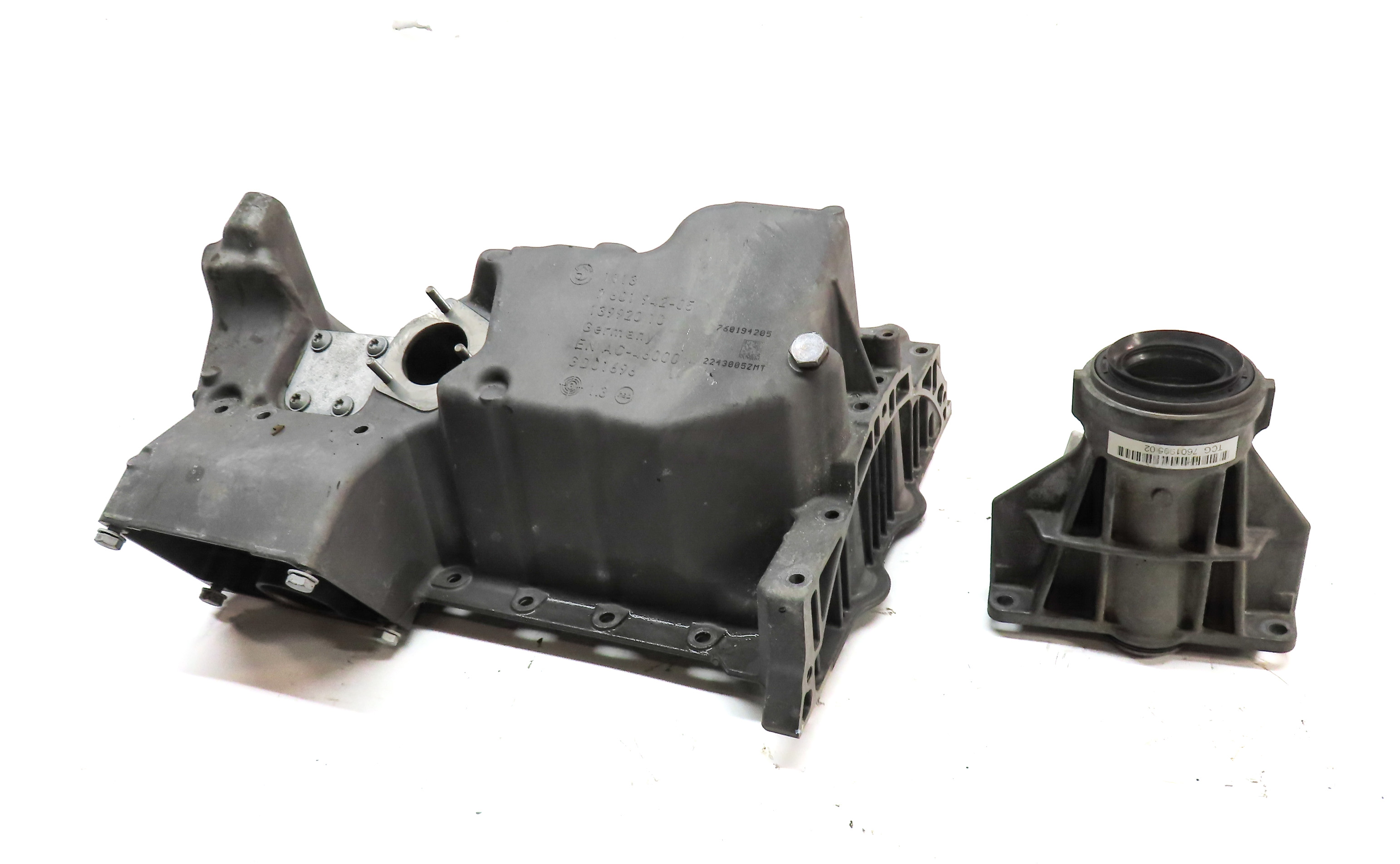 14-18 BMW 228i 320i 328i 428i X3 X4 (F22 F25 F26 F30 F32) AWD 2.0L TURBO OIL PAN — exact item pictured